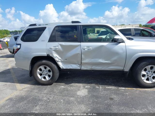 JTEZU5JR3L5220631 Toyota 4RUNNER SR5