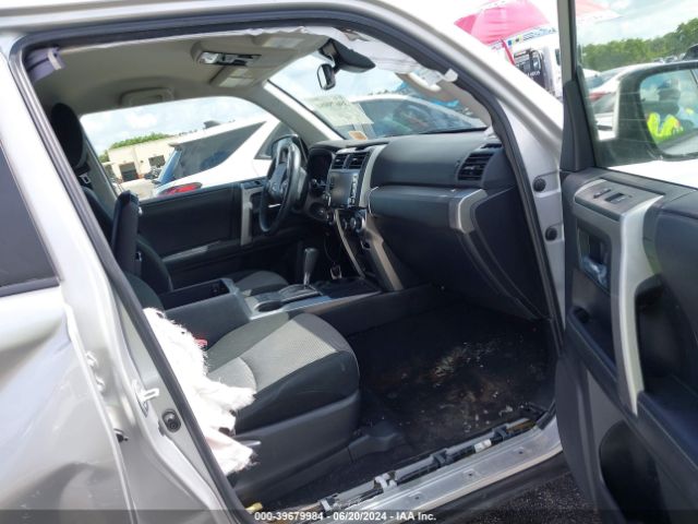JTEZU5JR3L5220631 Toyota 4RUNNER SR5