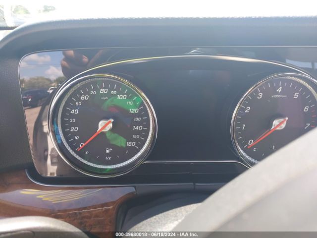 WDDZF4JB6JA437256 Mercedes-Benz E 300