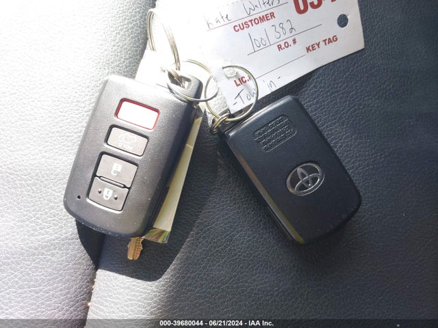 Toyota Rav4 Limited 2016 2T3YFREV9GW280825 Image 11