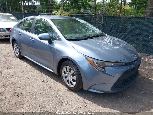Toyota COROLLA LE 2022 5YFEPMAE1NP371376 головне зображення