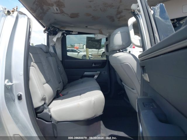 5TFLA5AB0NX018827 Toyota Tundra Sr5
