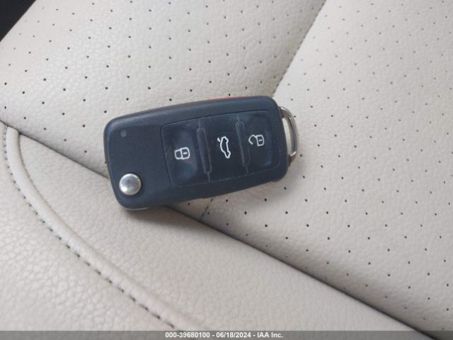 WVGAV7AX3HK027358 Volkswagen Tiguan 2.0t/2.0t S