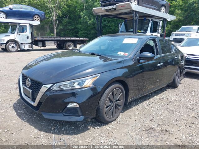 1N4BL4DW9MN383411 Nissan Altima Sv Intelligent Awd