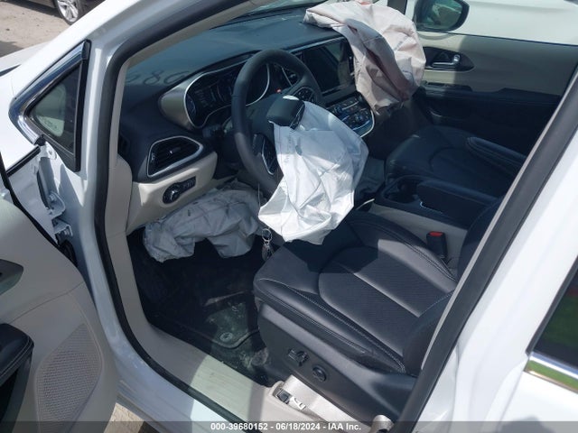 2C4RC1BG0RR125758 Chrysler Pacifica Touring L