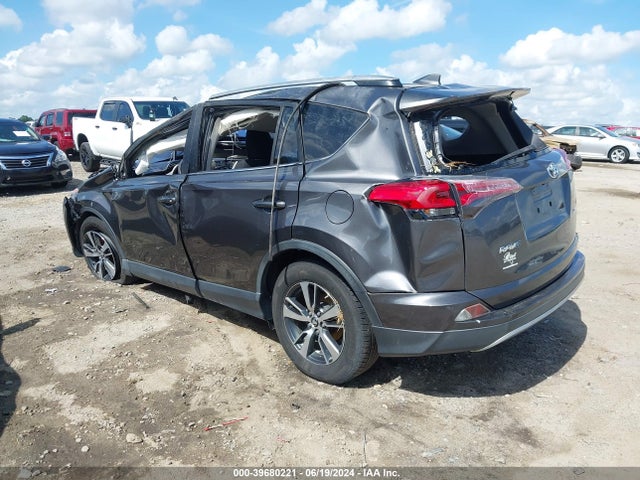 Toyota Rav4 Xle 2017 JTMWFREV0HJ141982 Image 3