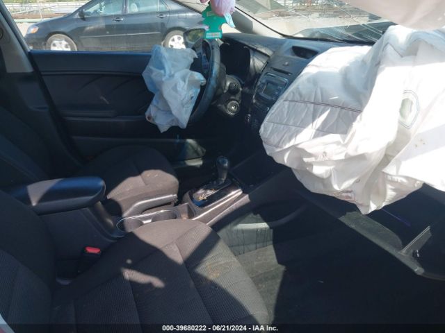 3KPFK4A77HE153937 KIA FORTE LX