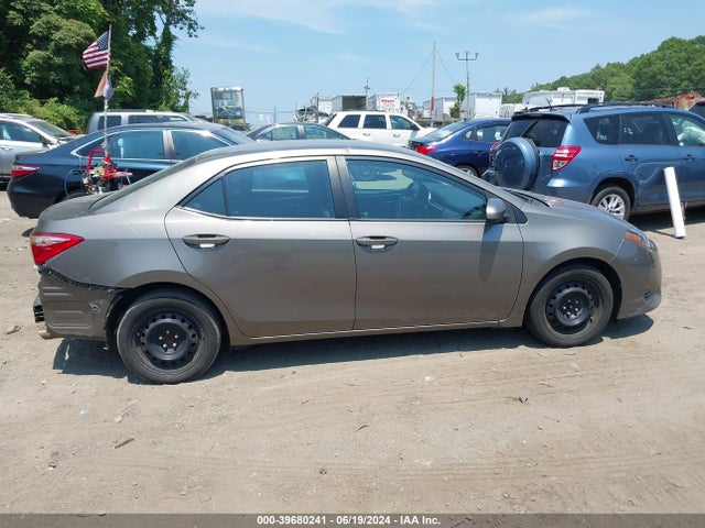 Toyota COROLLA LE 2018 2T1BURHE6JC986241 Image 14