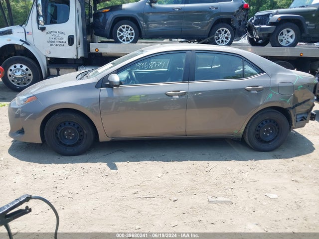 Toyota COROLLA LE 2018 2T1BURHE6JC986241 Image 15