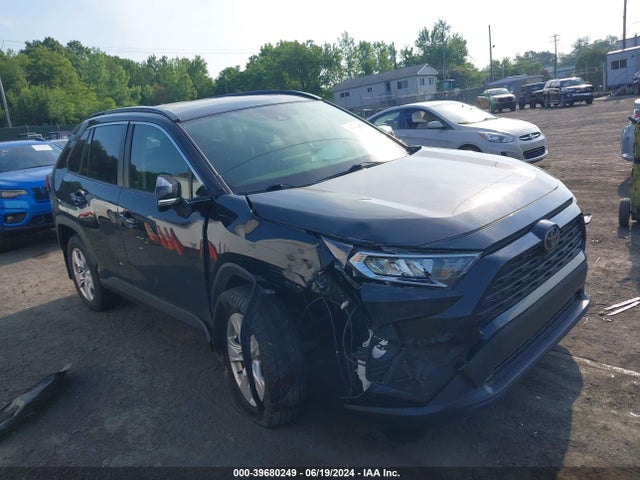 Toyota Rav4 Xle 2019 JTMP1RFV0KD503090 main image