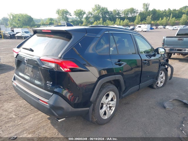 Toyota Rav4 Xle 2019 JTMP1RFV0KD503090 Image 4