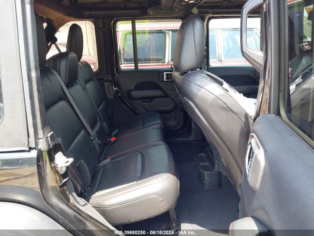 1C4HJXFN4JW313773 Jeep Wrangler Unlimited Rubicon 4x4