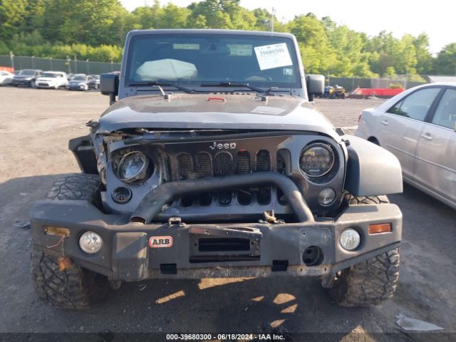 1C4BJWDG8EL180379 Jeep Wrangler Unlimited Sport