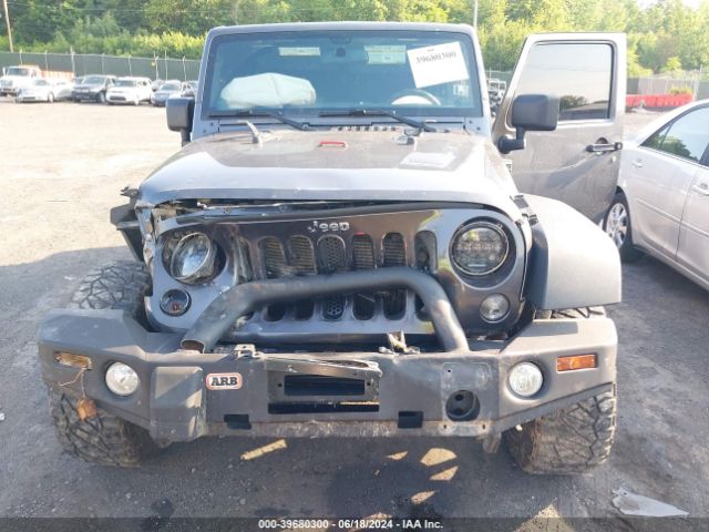 1C4BJWDG8EL180379 Jeep Wrangler Unlimited Sport