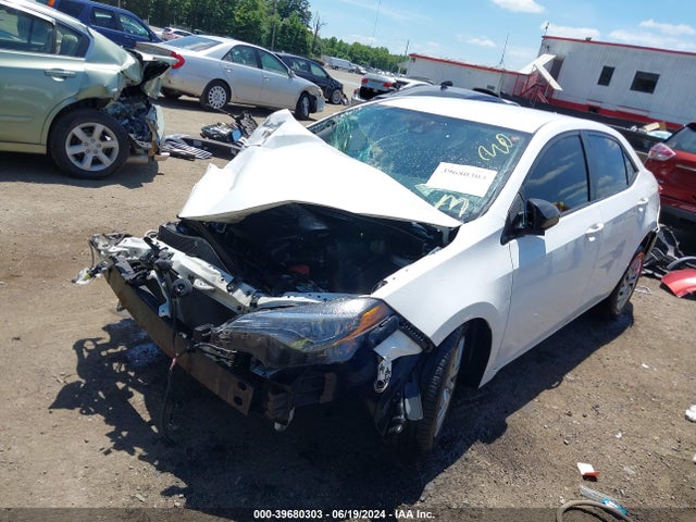 Toyota COROLLA LE 2018 2T1BURHE2JC073296 Image 2