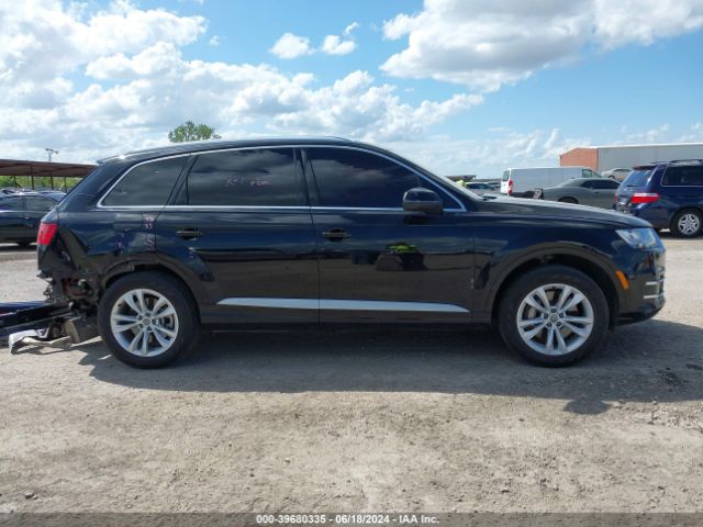WA1LHAF70HD048810 Audi Q7 2.0t Premium