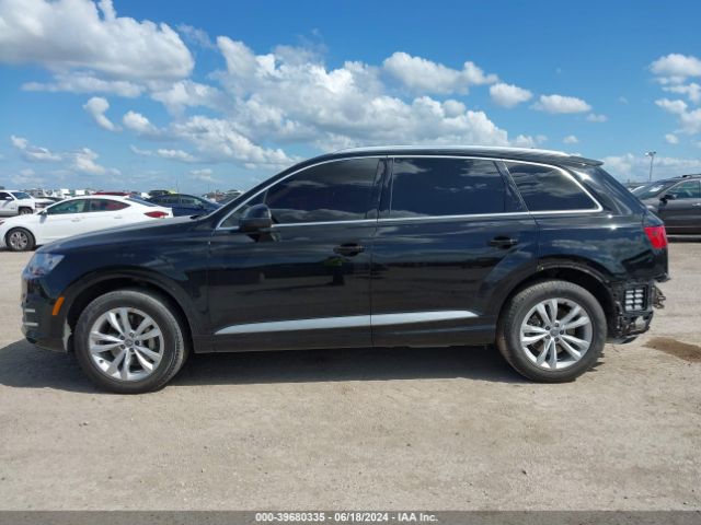 WA1LHAF70HD048810 Audi Q7 2.0t Premium