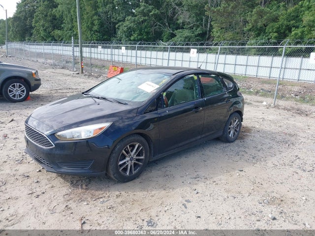 Ford FOCUS SE 2016 1FADP3K26GL338353 Image 2