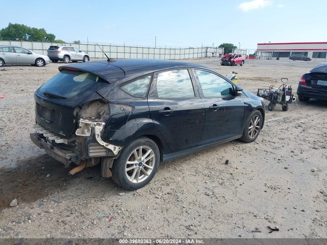 Ford FOCUS SE 2016 1FADP3K26GL338353 Image 4