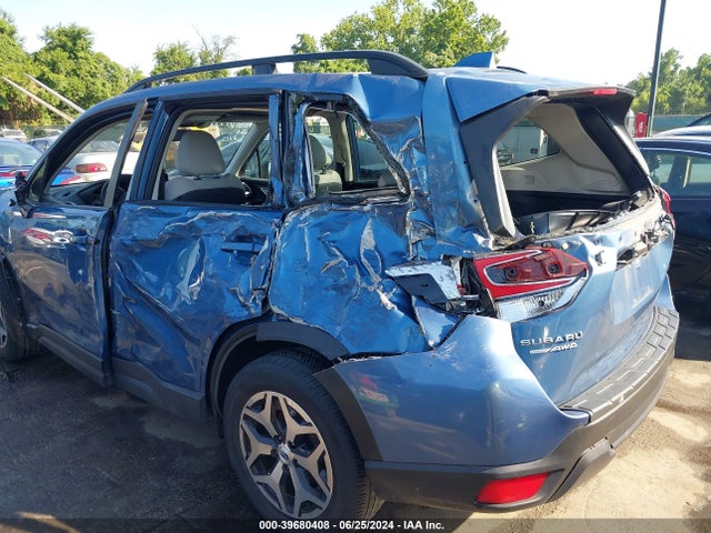 JF2SKAJC0MH541141 Subaru Forester Premium
