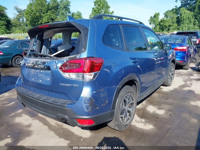 JF2SKAJC0MH541141 Subaru Forester Premium