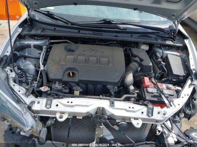 Toyota COROLLA LE 2018 5YFBURHE8JP847616 Image 10