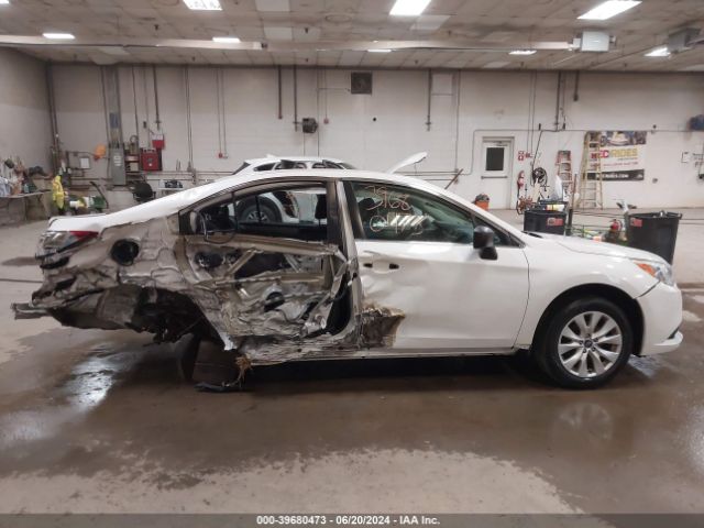 4S3BNAB67H3044699 Subaru Legacy 2.5i
