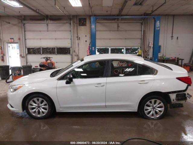 4S3BNAB67H3044699 Subaru Legacy 2.5i
