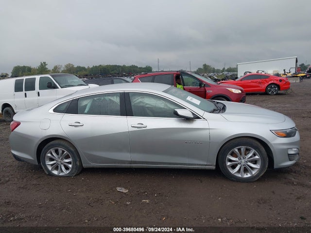1G1ZD5STXKF105461 Chevrolet MALIBU LT