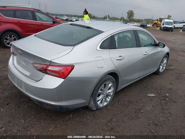 1G1ZD5STXKF105461 Chevrolet MALIBU LT