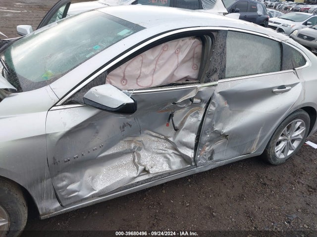 1G1ZD5STXKF105461 Chevrolet MALIBU LT