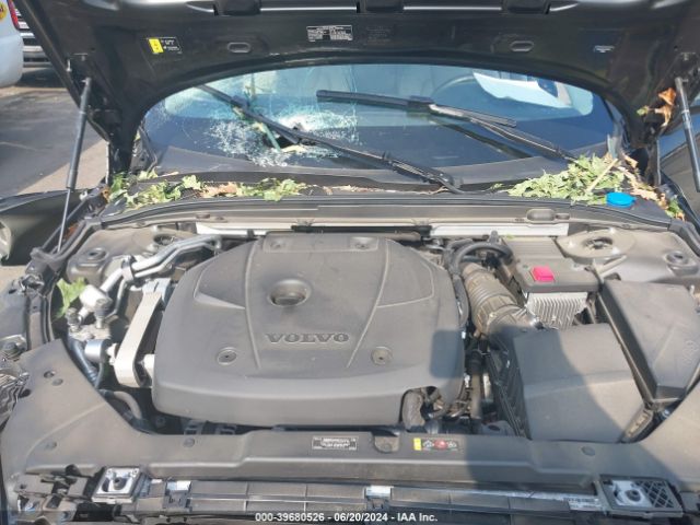 7JRA22TK3LG063923 Volvo S60 T6 Momentum