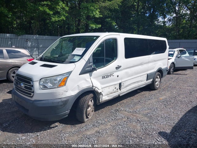 1FBZX2YM8HKA47044 Ford Transit-350 Xlt