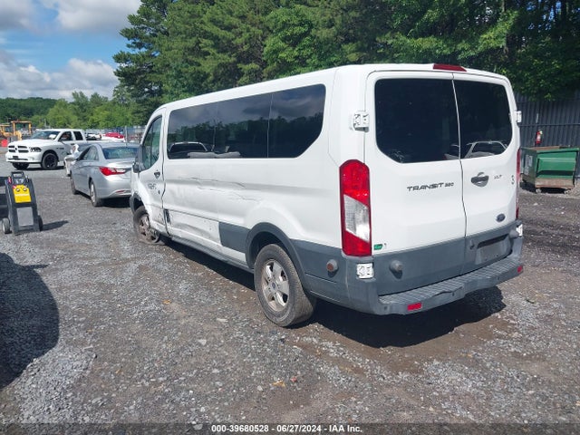 1FBZX2YM8HKA47044 Ford Transit-350 Xlt