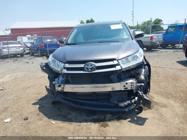 Toyota Highlander Xle 2019 5TDJZRFH8KS592484 Image 13