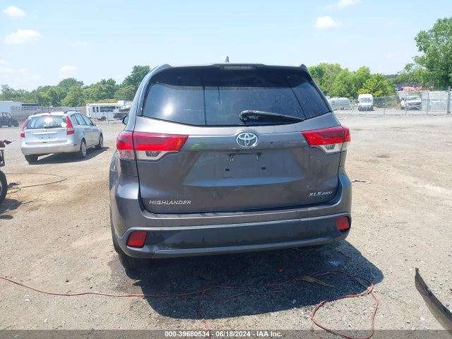 Toyota Highlander Xle 2019 5TDJZRFH8KS592484 Image 17