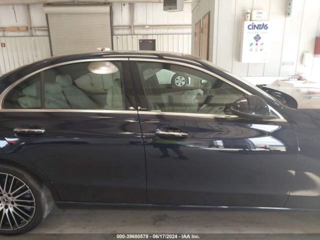 W1KAF4HB8NR037399 Mercedes-Benz C 300 4matic