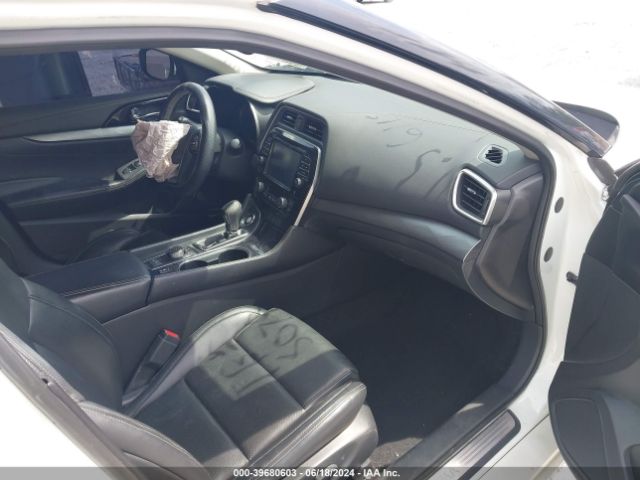 1N4AA6APXGC380981 Nissan Maxima 3.5 Sv