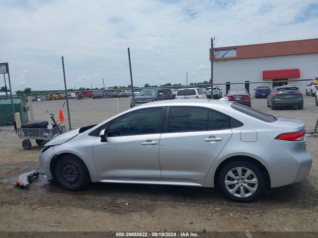 Toyota COROLLA LE 2021 JTDEPMAE2MJ156995 Image 14