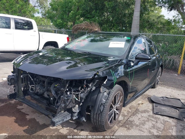 Toyota CAMRY SE 2021 4T1G11AK4MU520049 Image 2