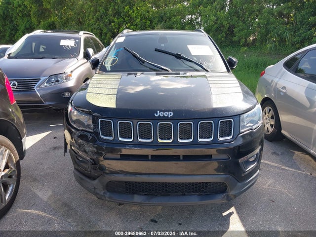 3C4NJCBB0LT162107 Jeep Compass Latitude Fwd
