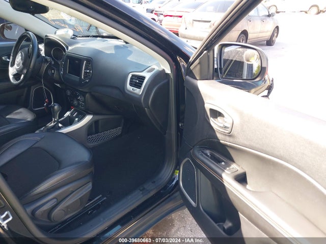 3C4NJCBB0LT162107 Jeep Compass Latitude Fwd