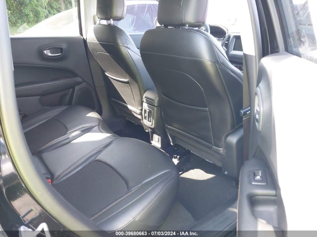 3C4NJCBB0LT162107 Jeep Compass Latitude Fwd