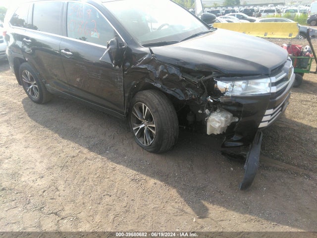 Toyota Highlander Le 2019 5TDBZRFH3KS974166 Image 18