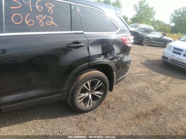 Toyota Highlander Le 2019 5TDBZRFH3KS974166 Image 21