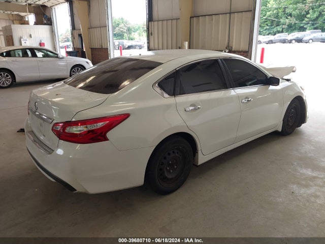 Nissan Altima 2.5 S 2017 1N4AL3AP4HN361664 Image 4