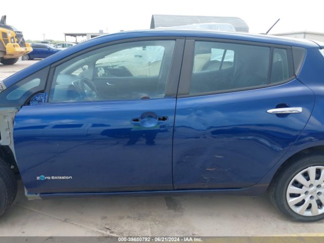1N4AZ0CP1GC305766 Nissan LEAF S