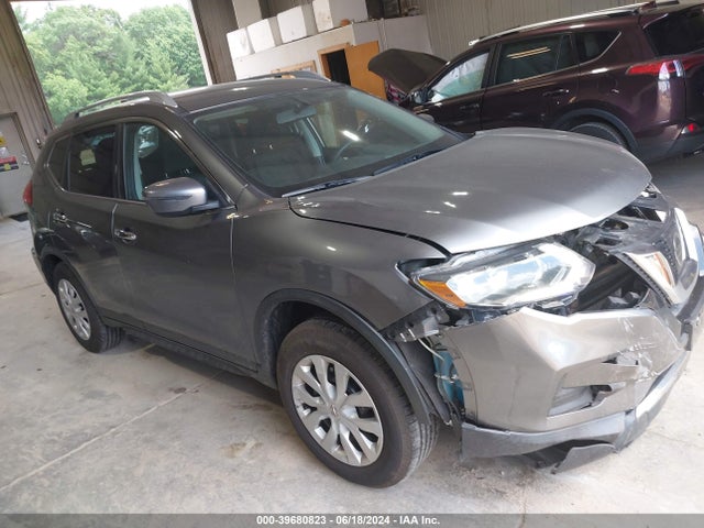 2017 KNMAT2MV8HP582526 main image