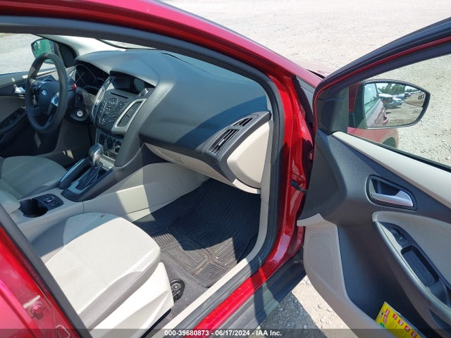 Ford FOCUS SE 2014 1FADP3F25EL104616 Image 5