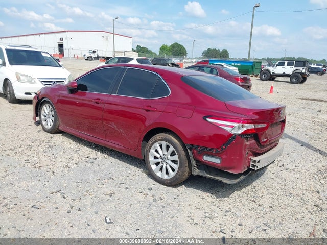Toyota CAMRY LE 2018 4T1B11HK3JU585308 Image 3